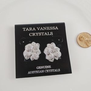 Tara Vanessa Austrian Crystal Floral Earrings NWT